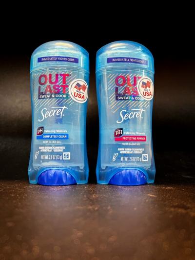 Gel khử mùi Secret Outlast Sweat & Odor Protecting Powder 48h -73g