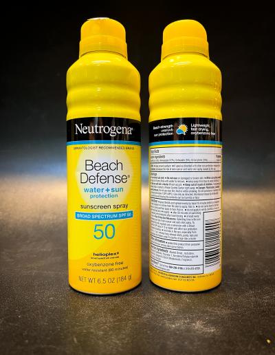 Xịt Chống nắng Neutrogena Beach Defense Sunscreen Spray 184g