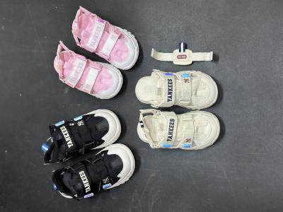 SANDAL MLB TRẺ EM   SIZE : HIỆN CÓ 29.5,32,35,36