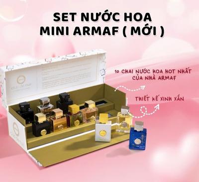 Set Nước Hoa Armaf Club de Nuit Miniature Collection (10 x 5ml) là dòng nước hoa đến từ hãng Armaf nổi tiếng. Set Nước Hoa Armaf Club de Nuit Miniature Collection (10 x 5ml) là dòng nước hoa đến từ hãng Armaf nổi tiếng.